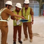 Bupati Lebong Kopli Ansori Tengah, Kiri Kabid Cipta Karya Mast Irwan,Kanan Kepala Dinas PUPR-Hub Lebong Joni Prawinata SE.MM.