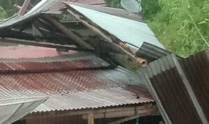 Rumah warga rusak berat dampak Hujan dan angin di Lebong