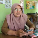 Leni Marlina SH Lurah Kelurahan Tes kecamatan Lebong Selatan