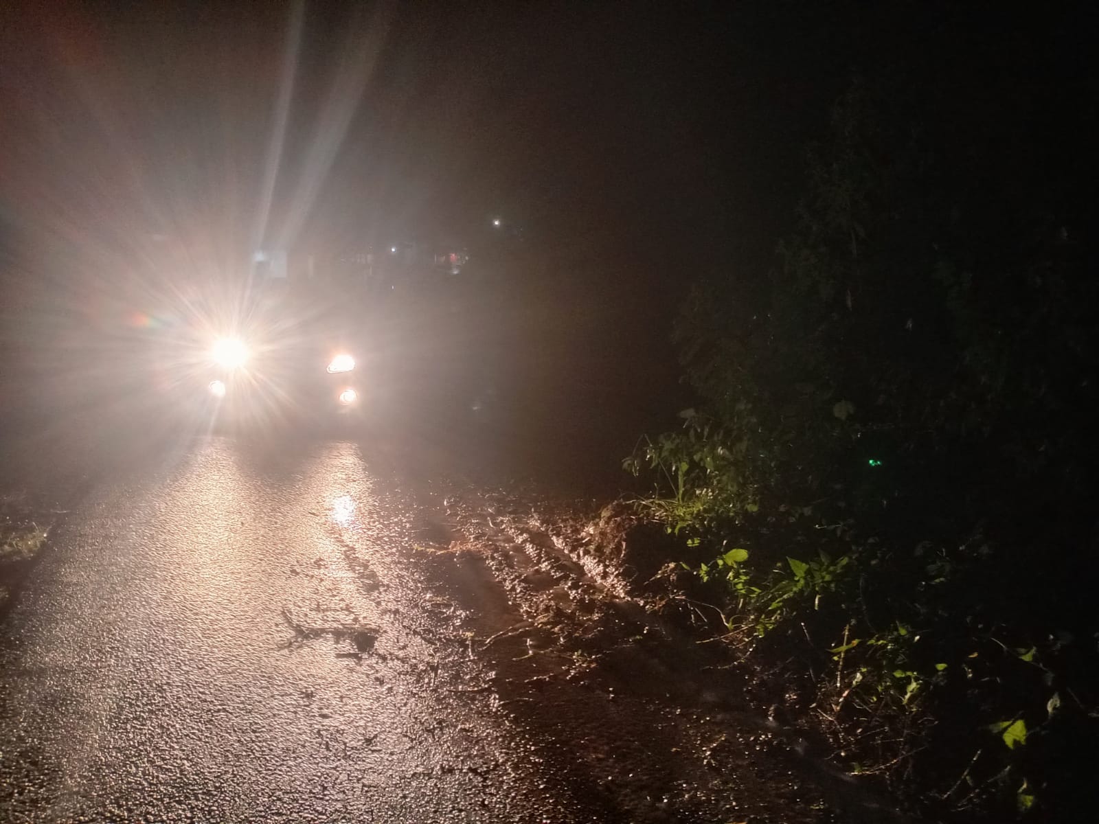 Pukul 23.45 WIB kemacetan terurai