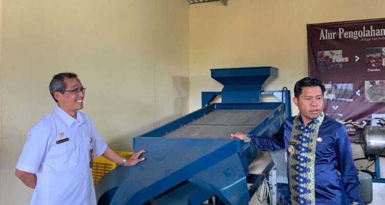 Bupati Lebong Kopli Ansori