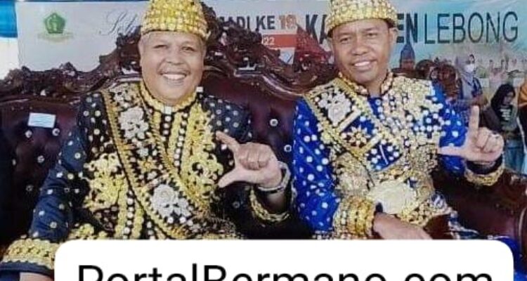 Wakil BUpati Lebong Drs Fahrurrozi (kiri) Bupati Lebong Kopli Ansori (kanan)