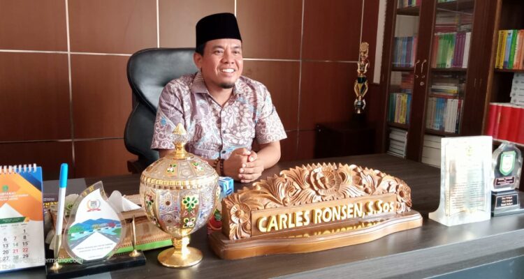 Carles Ronsen S.Sos Ketua DPRD Kabupaten Lebong