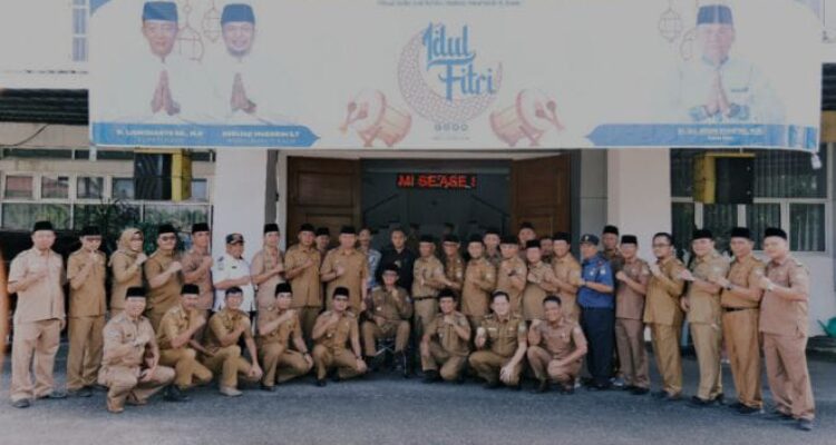 Foto bersama Pemda kaur usai apel perdana pasca libur Idul Firti 1445 H