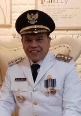 Bupati kabupaten Lebong Azhari SH.,MH