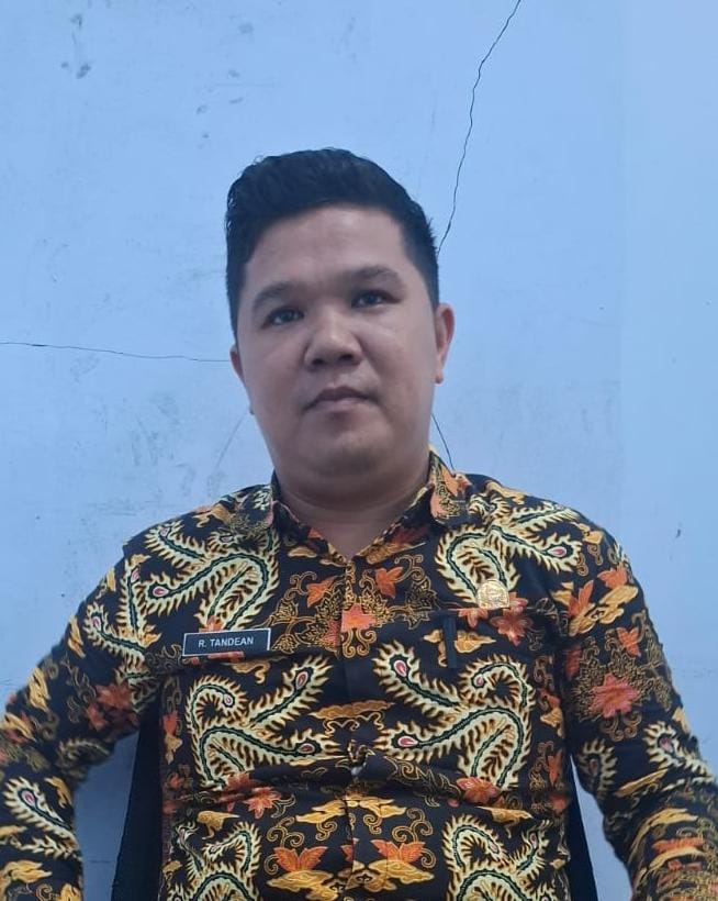 R Tandean Kabid Tenaga kerja DISNakertrans kabupaten Lebong