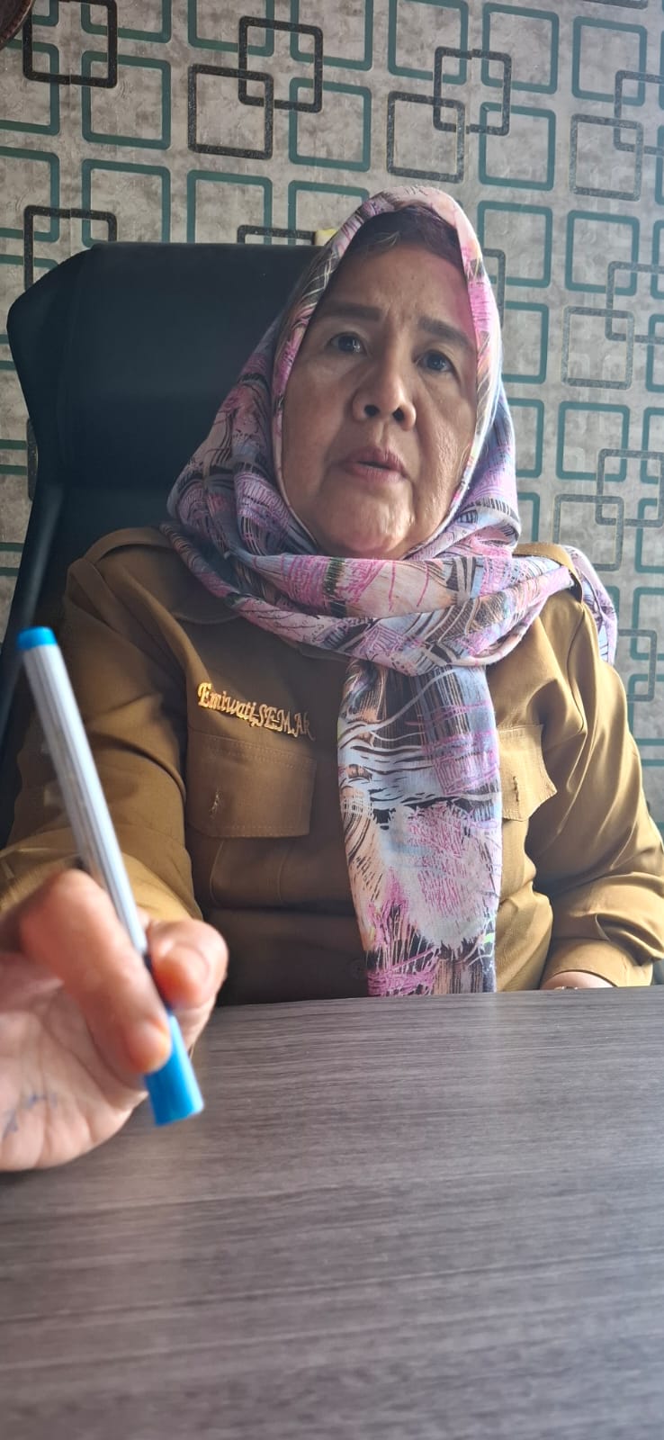 Emiwati SE M.Ak Plt Kepala dinas Sosial kabupaten Lebong