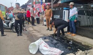 Bupati Lebong H Azhari SH MH