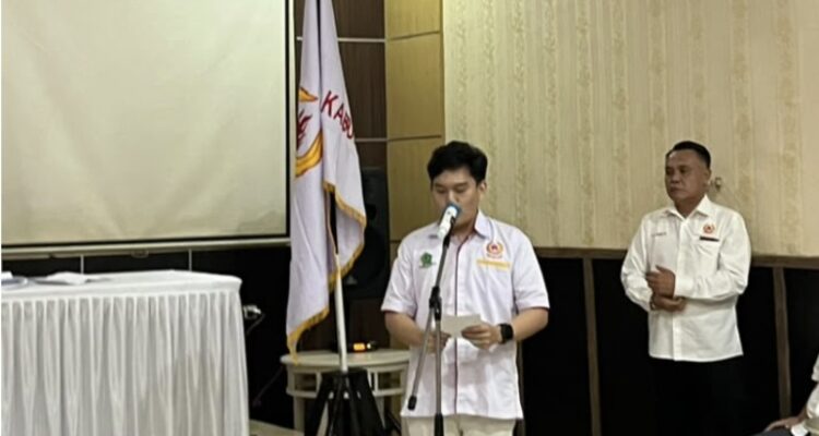 Muhammad Dzaky Chairy Azhari S.H., M.kn